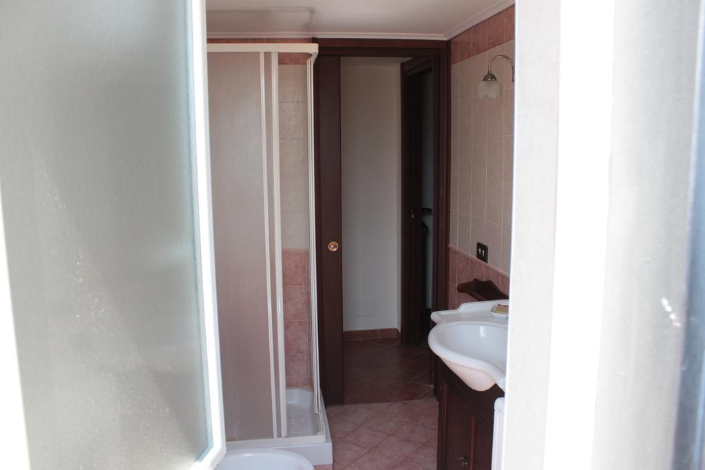 Smile At Vesuvio Apartment Naples Room photo