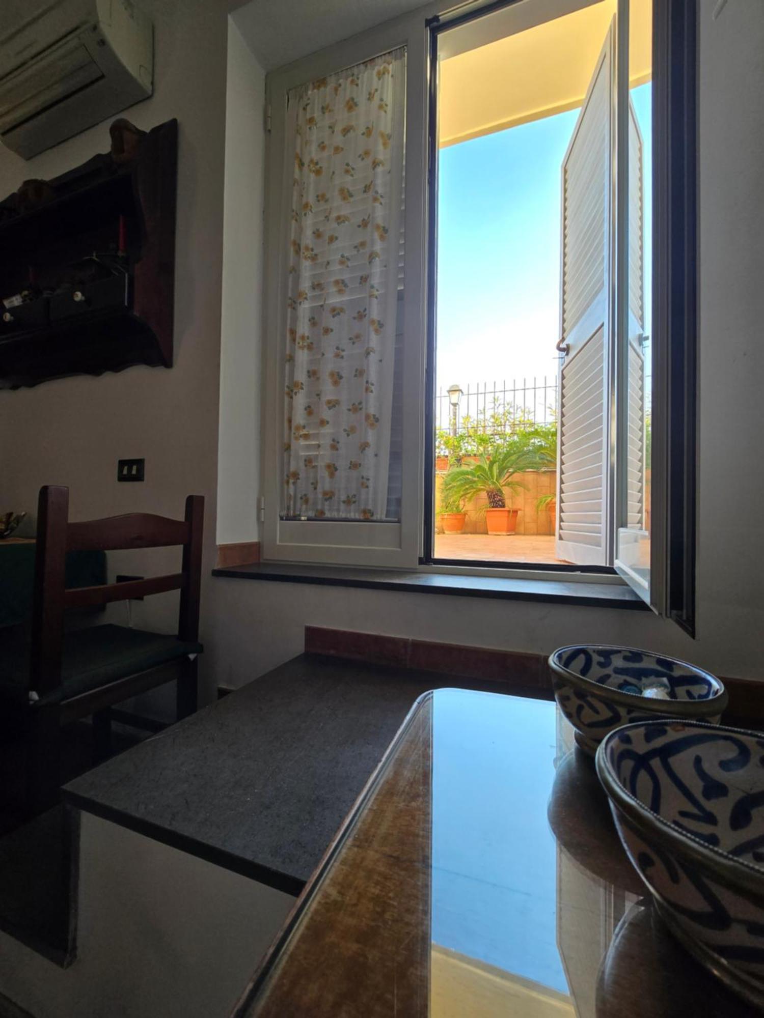 Smile At Vesuvio Apartment Naples Exterior photo