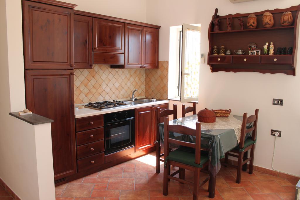 Smile At Vesuvio Apartment Naples Room photo